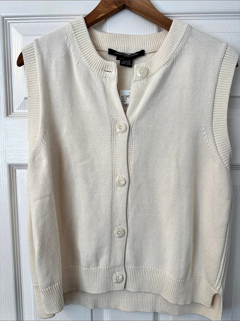 French Connection Knit Button-Front Sweater Vest in Cream XL NWT